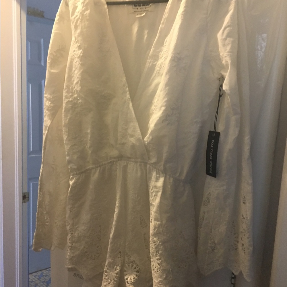 NWT Stone Cold Fox romper M/L - Picture 4 of 4